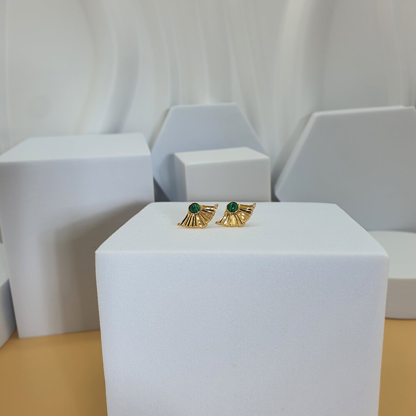 21 K EARRINGS