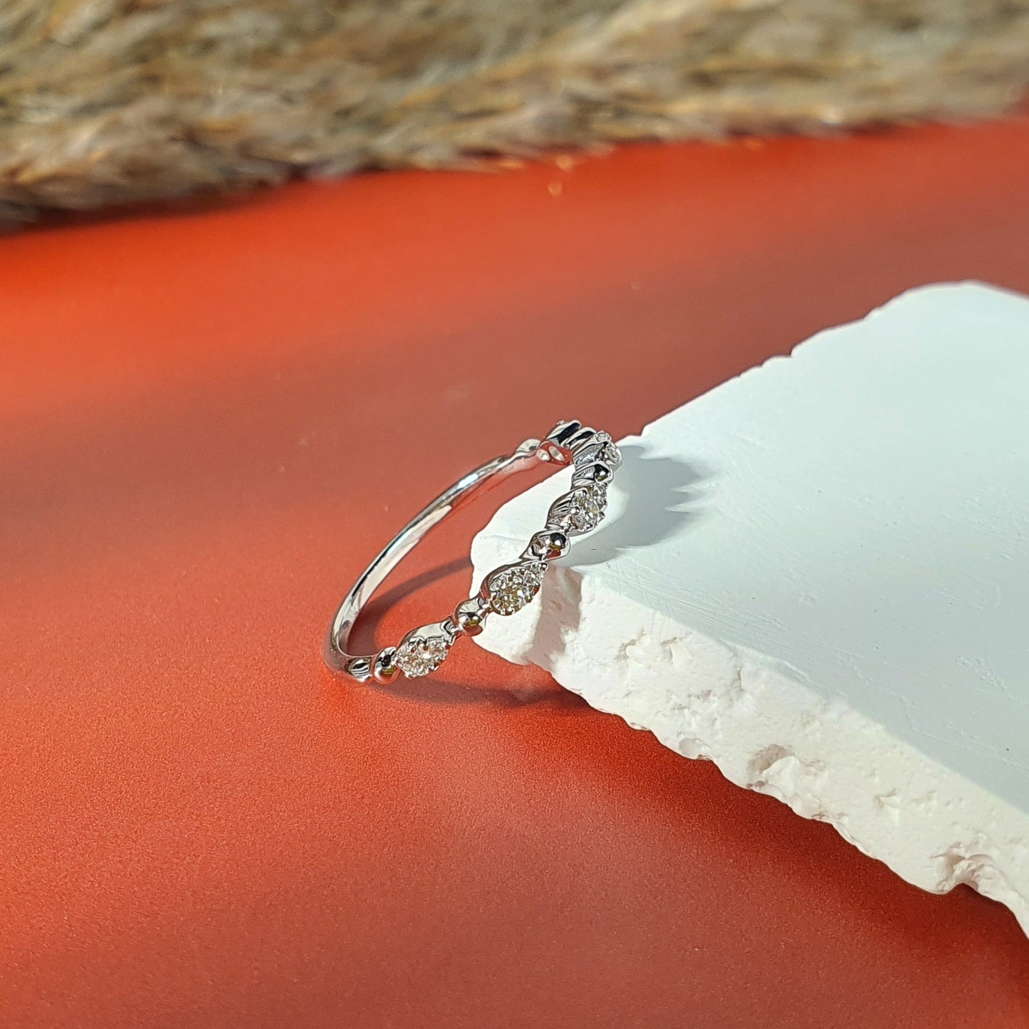DIAMOND RING