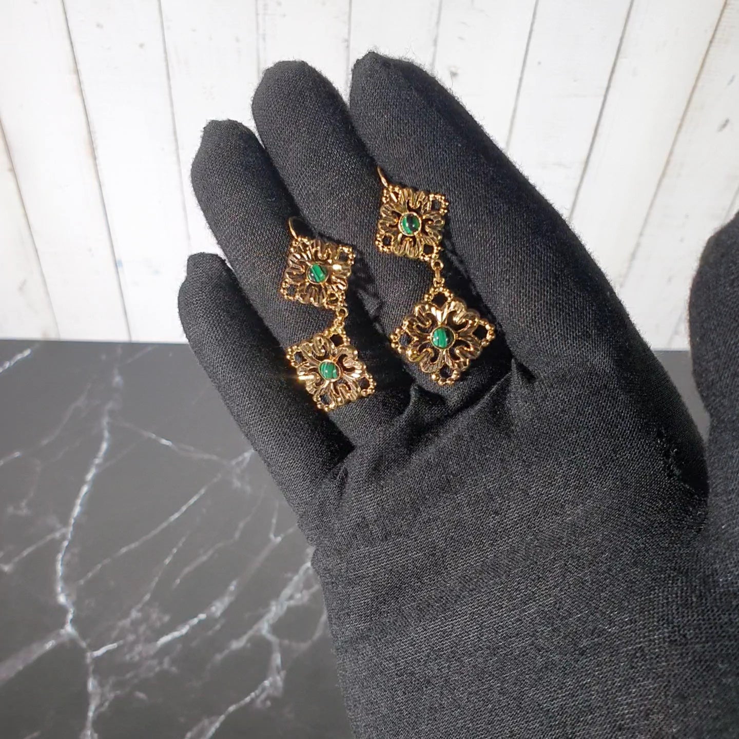 21 K EARRINGS
